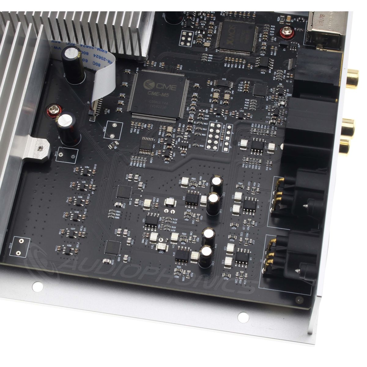 J.C Acoustics UDP-5 DAC Amplificateur Casque Symétrique 2xES9039Q2M 32bit 768kHz DSD512